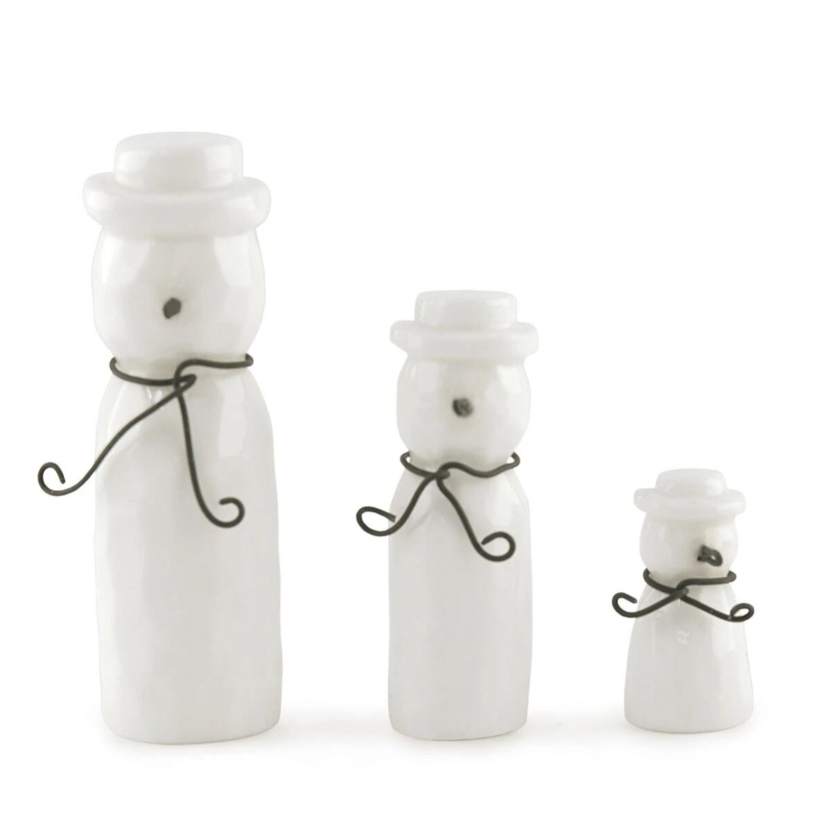 East Of India Christmas Set Of 3 Porcelain Snowmen 3 East Of India Christmas Set Of 3 Porcelain Snowmen - Image 3