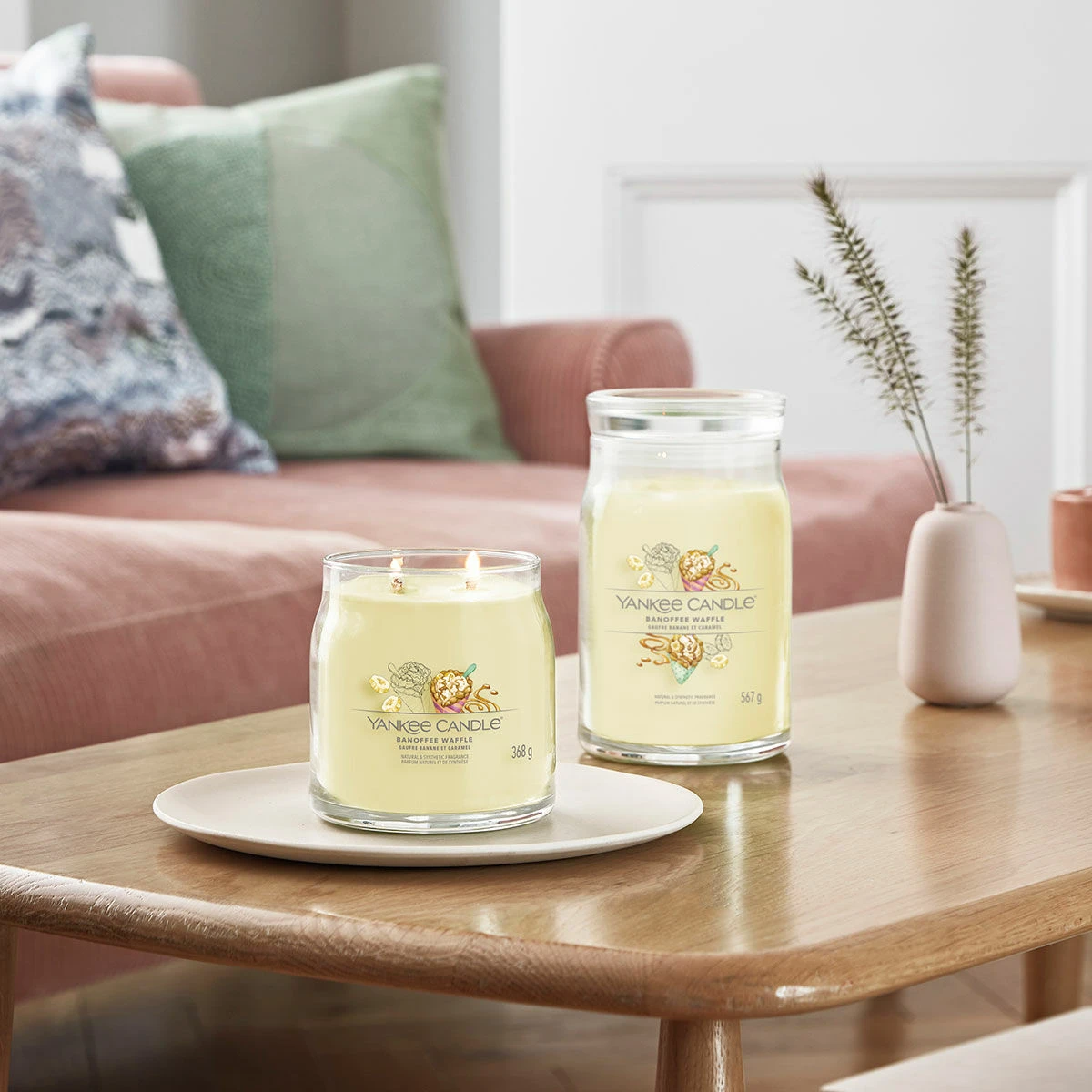 Yankee Candle Banoffee Waffle Signature Medium Jar Candle 3 Yankee Candle Banoffee Waffle Signature Medium Jar Candle - Image 3