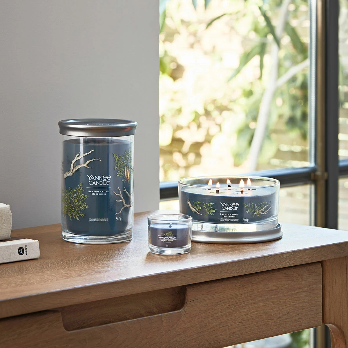 Yankee Candle Bayside Cedar Signature Multi-Wick Tumbler Candle 4 Yankee Candle Bayside Cedar Signature Multi-Wick Tumbler Candle - Image 4