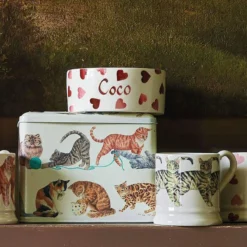 Emma Bridgewater Rectangular Cat Treat Tin 5 Emma Bridgewater Rectangular Cat Treat Tin -Home General Store elite emma bridgewater cat3107 rectangular cats treat tin lifestyle