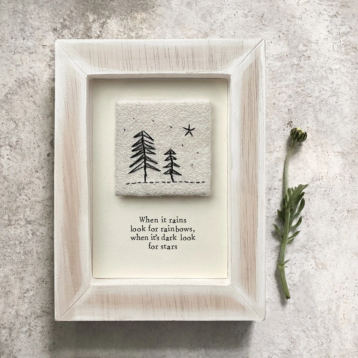 East Of India ‘When It Rains’ Wooden Sign 3 East Of India ‘When It Rains’ Wooden Sign - Image 3