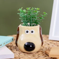 Featured Products 19 Wallace & Gromit– Gromit Shaped Plant Pot