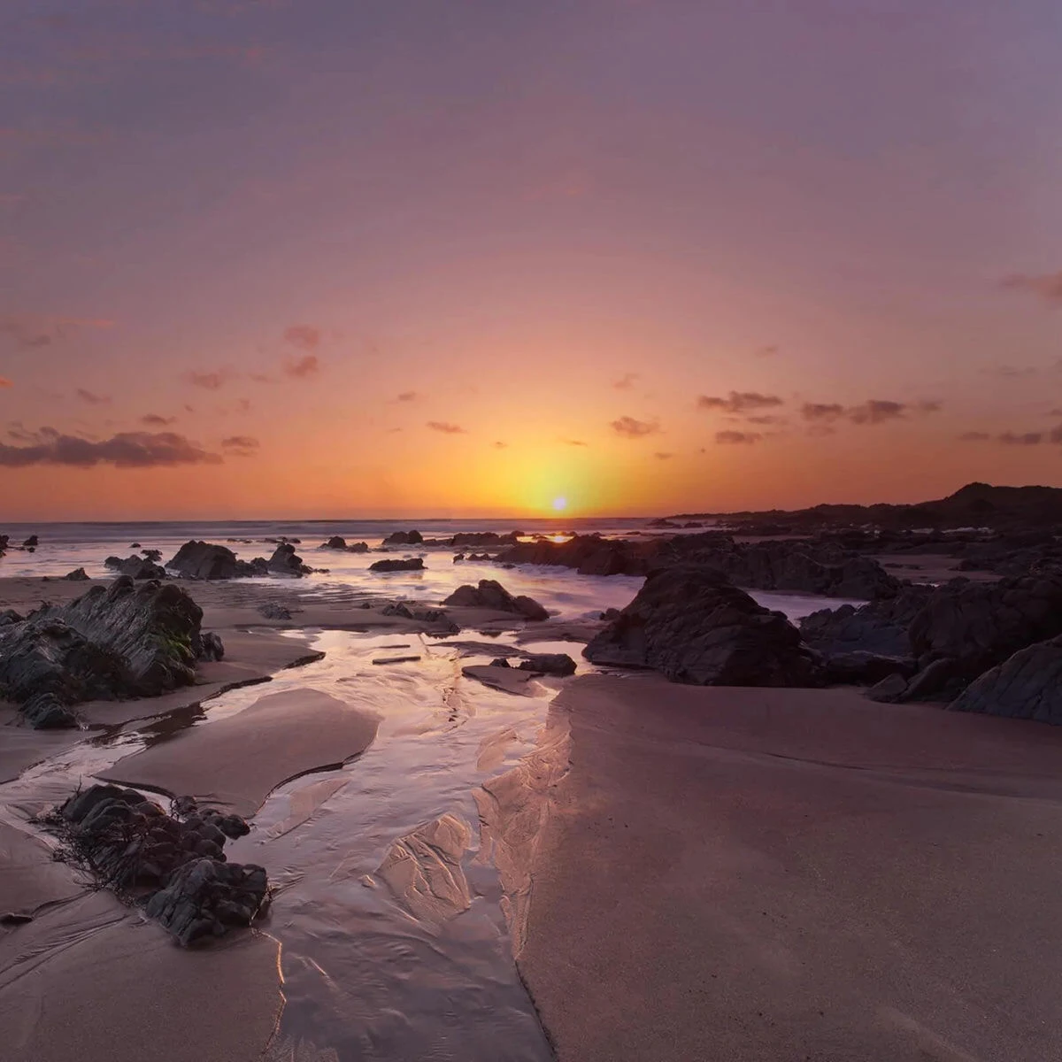 Home County Candle Co. The Cornwall - Rock Salt & Driftwood 100ml Reed Diffuser Refill 2 Home County Candle Co. The Cornwall - Rock Salt & Driftwood 100ml Reed Diffuser Refill - Image 2