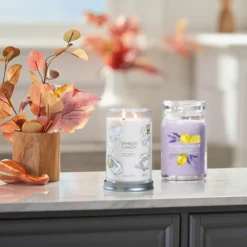 Yankee Candle Lemon Lavender Signature Large Jar Candle 9 Yankee Candle Lemon Lavender Signature Large Jar Candle -Home General Store lemon lavender soft blanket signature collection lifestyle 1