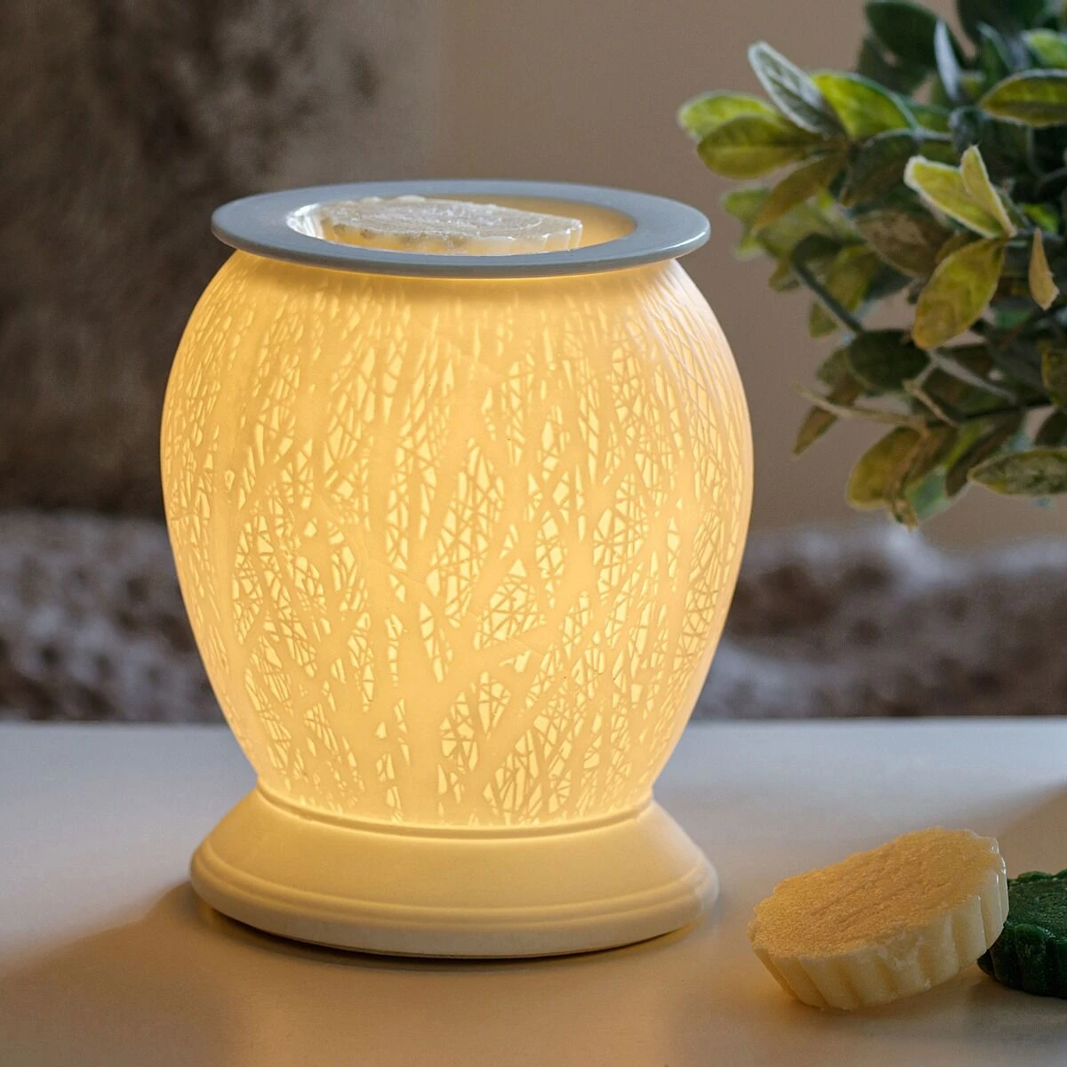 Desire Bulbous Woodland Aroma Ceramic Lamp Wax Melt Warmer 3 Desire Bulbous Woodland Aroma Ceramic Lamp Wax Melt Warmer - Image 3
