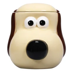 Wallace & Gromit– Gromit Shaped Cookie Jar -Home General Store plntaa05 wallace gromit gromit shaped cookie jar 1 1