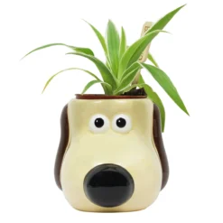 Featured Products -Home General Store plntaa05 wallace gromit gromit shaped plant pot 1