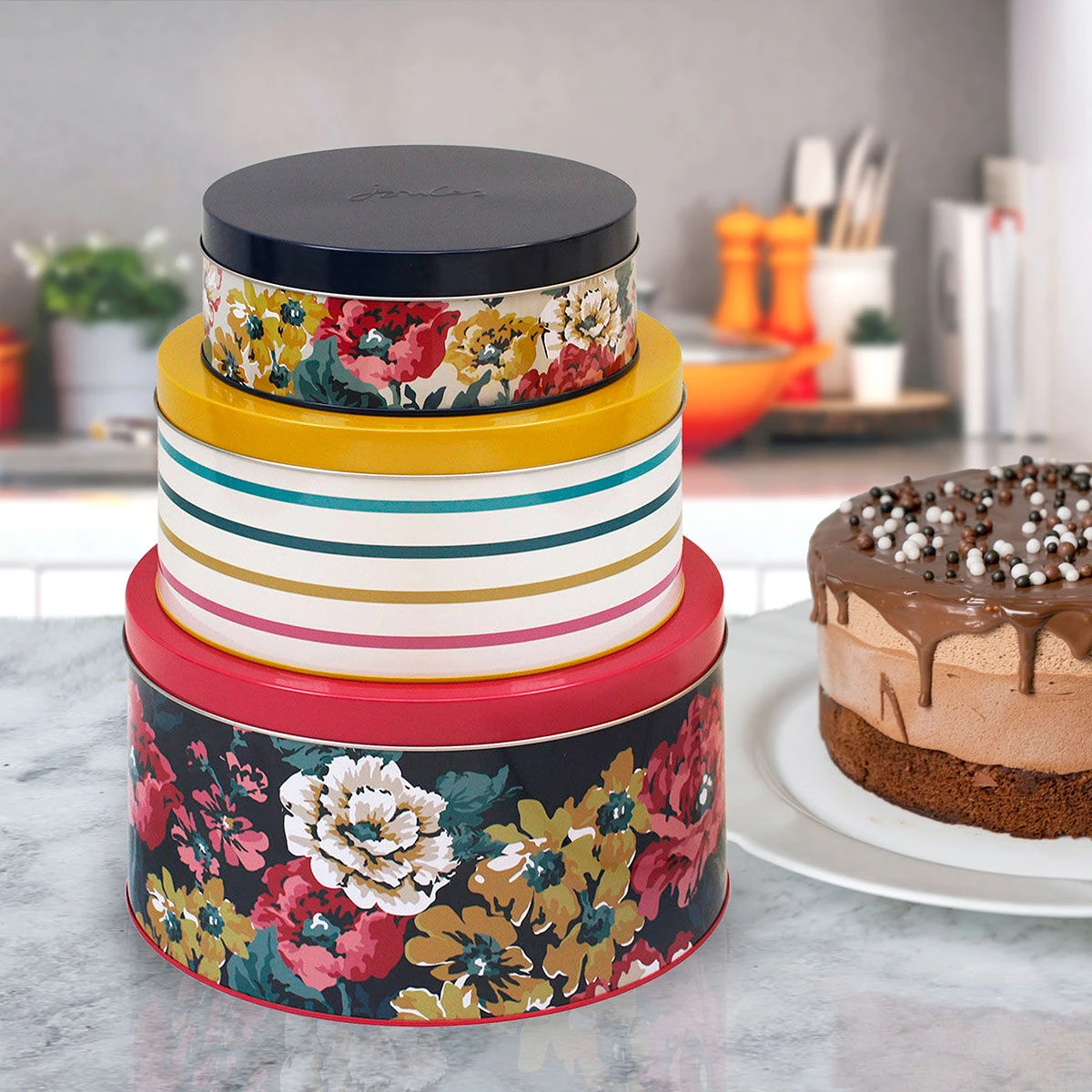 Joules Cambridge Floral Set Of 3 Nesting Cake Tins 3 Joules Cambridge Floral Set Of 3 Nesting Cake Tins - Image 3