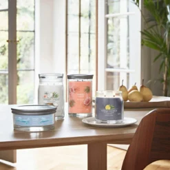 Yankee Candle Black Tea & Lemon Signature Medium Jar Candle -Home General Store ss23 signature collection lifestyle 5