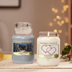 Yankee Candle Candlelit Cabin Large Jar Candle -Home General Store yankee candle 1623715e candlelit cabin large jar candle lifestyle 3