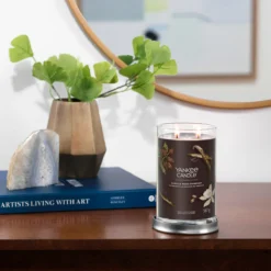 Yankee Candle Vanilla Bean Espresso Signature Large Tumbler Candle 5 Yankee Candle Vanilla Bean Espresso Signature Large Tumbler Candle -Home General Store yankee candle 1724491e vanilla bean espresso signature large tumbler candle lifestyle 1