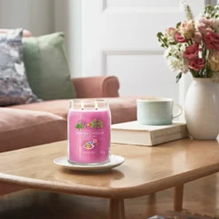 Yankee Candle Art In The Park Signature Large Jar Candle 9 Yankee Candle Art In The Park Signature Large Jar Candle -Home General Store yankee candle 1728890e art in the park signature large jar candle lifestyle 3