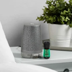 Yankee Candle Peaceful Dreams Silver Sleep Diffuser Starter Kit With 3 Refills -Home General Store yankee candle peaceful dreams sleep diffuser stater kit bundle lifestyle 1